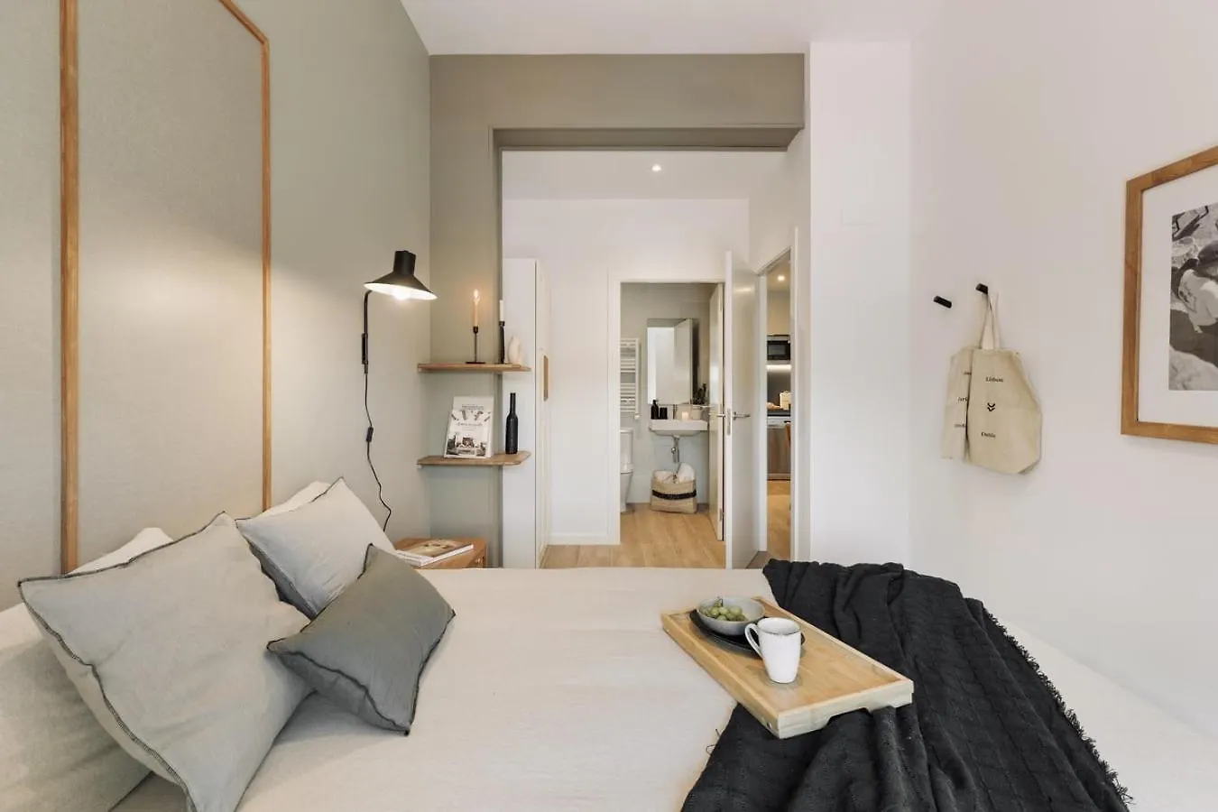 Canyelles - 2 Bedrooms And Terrace In Sant Antoni Barcelona Spanien